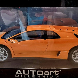 1:18 / 오토아트, CMC, 교쇼 / 람보르기니, 벤츠, 페라리, 롤스 이미지
