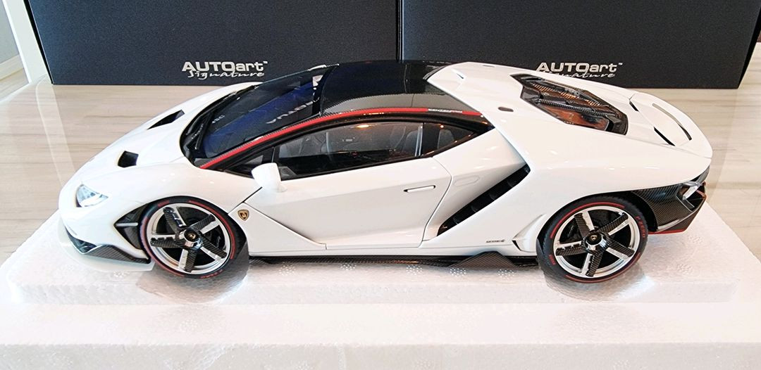 1:18 / 오토아트, CMC, 교쇼 / 람보르기니, 벤츠, 페라리, 롤스 이미지