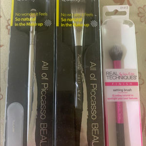 피카소 FB17 파운데이션 브러쉬, 피카소 프루프 08브러쉬, 리얼테크닉스 세팅 브러쉬 판매