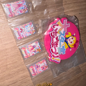 아이엠스타 극장판 가챠 슈가코디 미니어처 카드 챰 키링 가챠 이미지