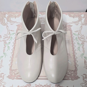 [새상품]성수동수제화 양가죽 235 굽3cm