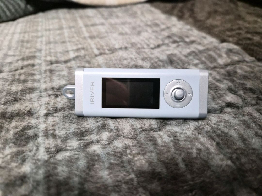 아이리버 mp3 ifp-10 64기가--2
