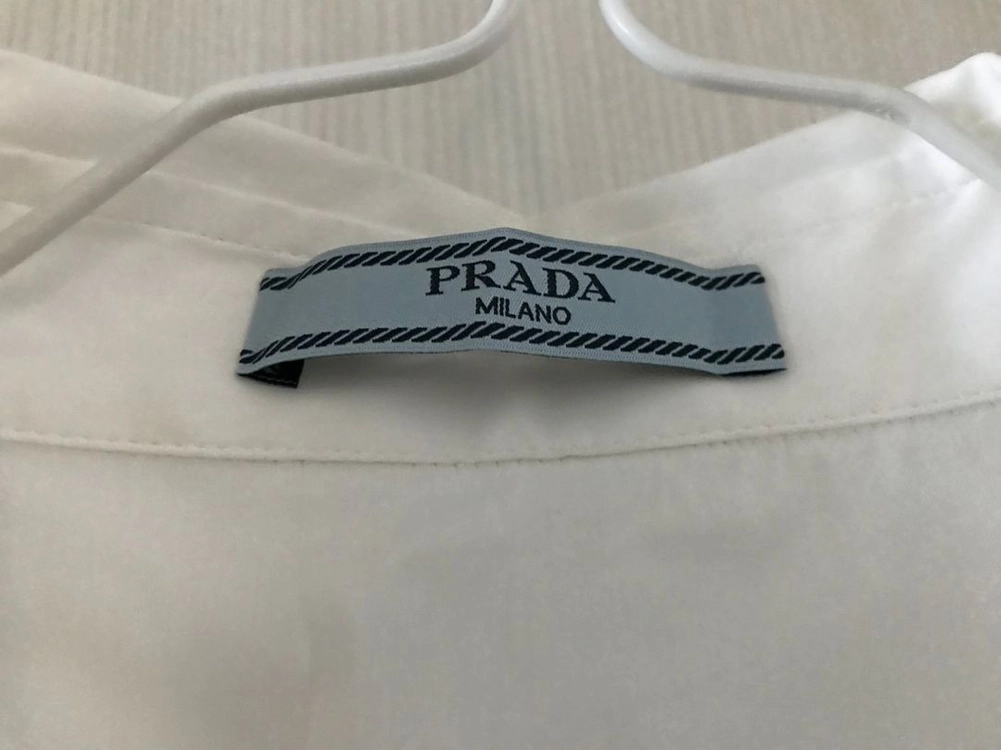 프라다 여성셔츠 이미지