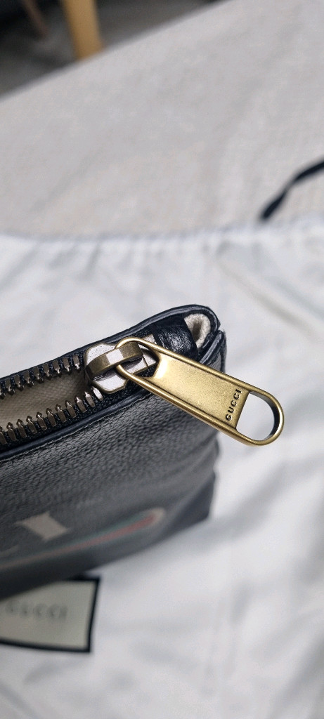 <상태 굿> 신형 구찌 띠로고 클러치--7