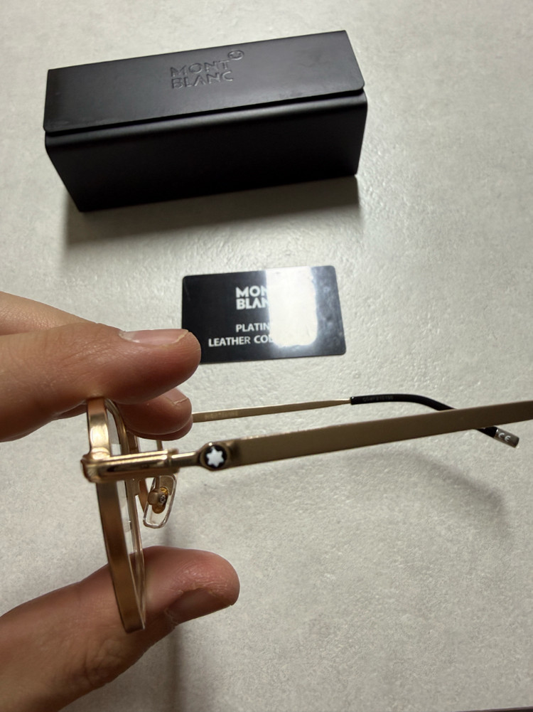 몽블랑 티타늄 안경테 15g--4