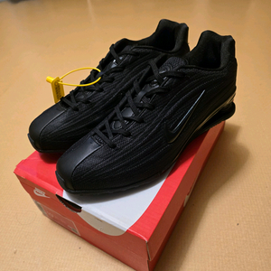 나이키 샥스 Z 올블랙 275사이즈