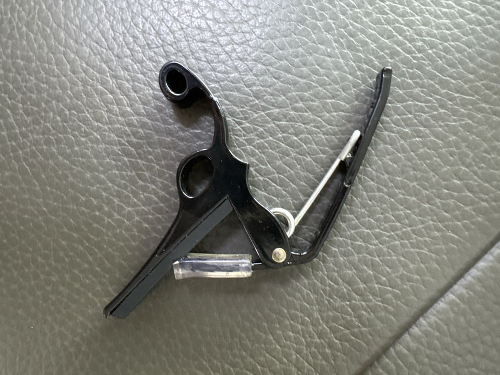 크래프터 갓인어스 통기타(픽업 장착) 이미지