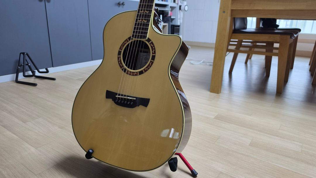 크래프터 갓인어스 통기타(픽업 장착) 이미지