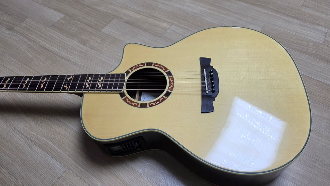 크래프터 갓인어스 통기타(픽업 장착) 이미지