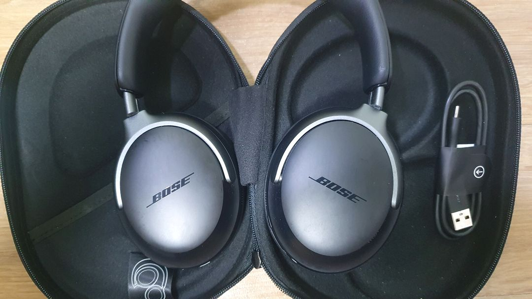 보스 qc울트라 헤드폰 판매합니다. 이미지