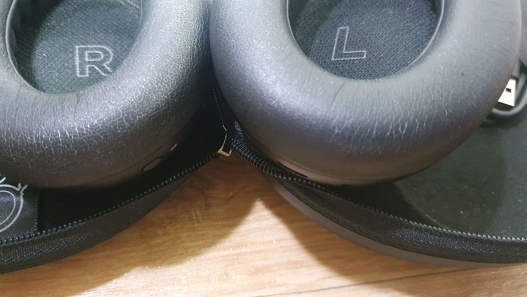 보스 qc울트라 헤드폰 판매합니다. 이미지