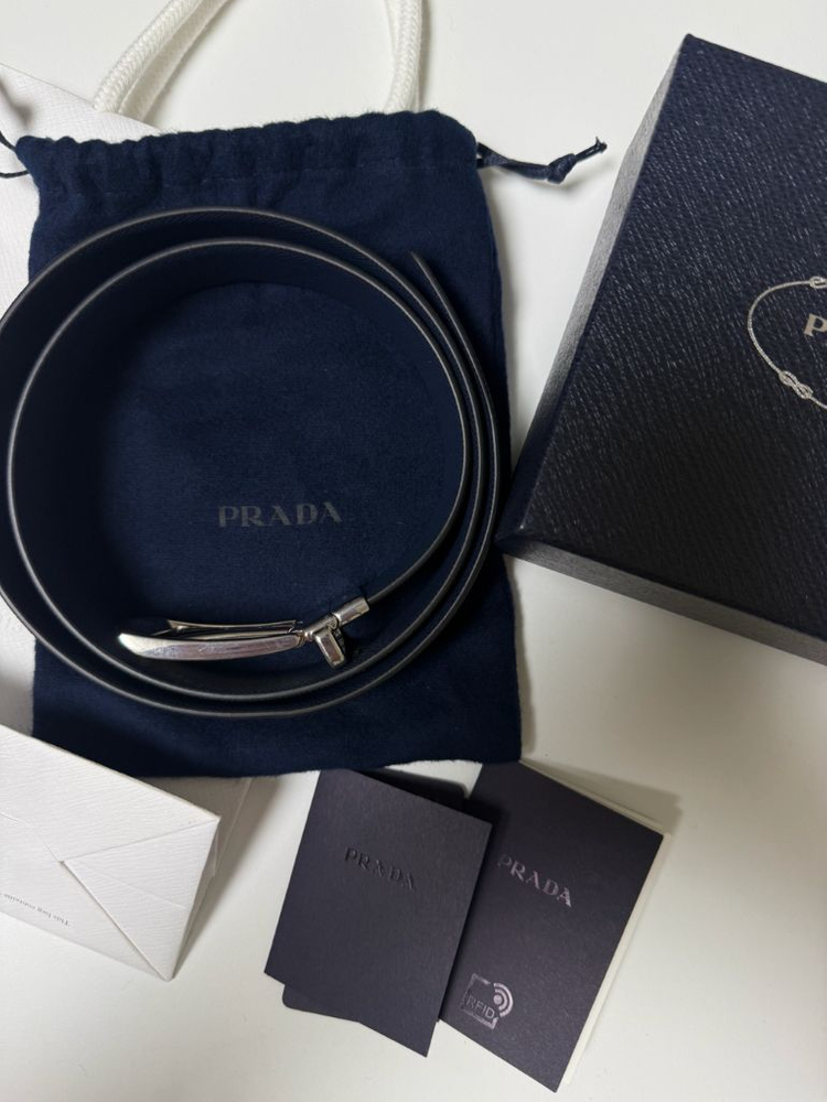 프라다 리버서블 사파아노 가죽 벨트 이미지