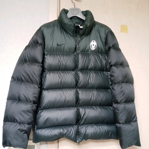 나이키 유벤투스 점퍼 팝니다.