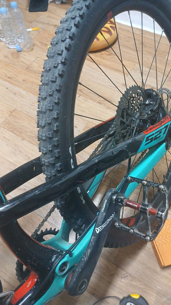 라피에르 제스티 AM527 풀샥 자전거 이미지