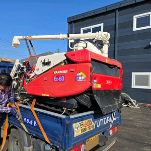 콤바인 2조 얀마 Ee-60모델입니다 이미지