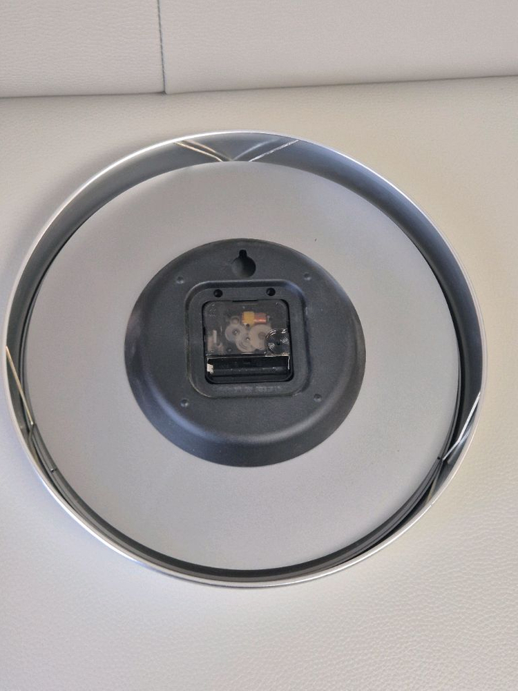 Fursys 퍼시스 벽시계 팝니다. [무소음 아닙니다] 이미지