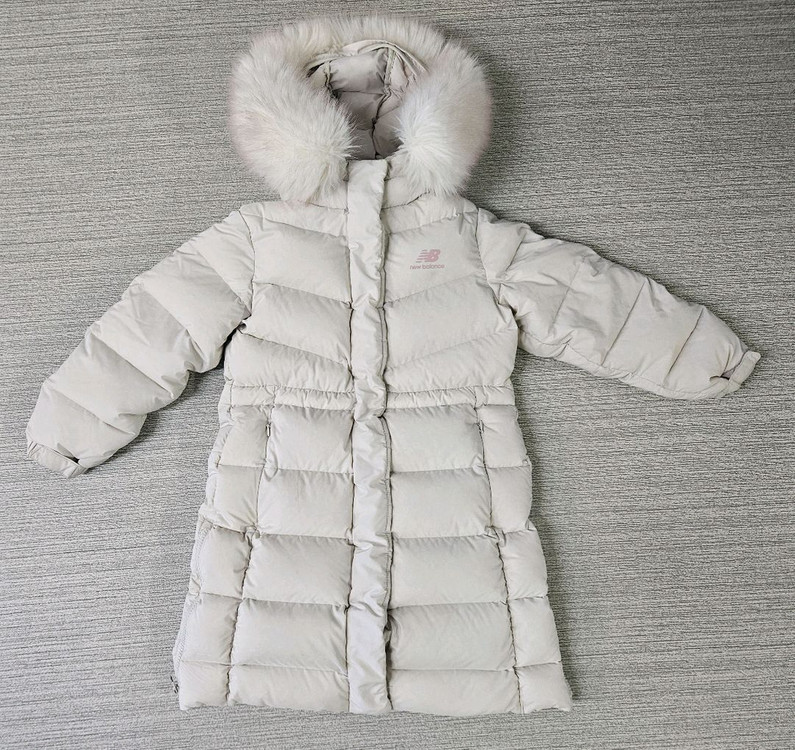 뉴발란스키즈 패딩 130 뉴발란스키즈 바람막이130 등 일괄 택포5만--1