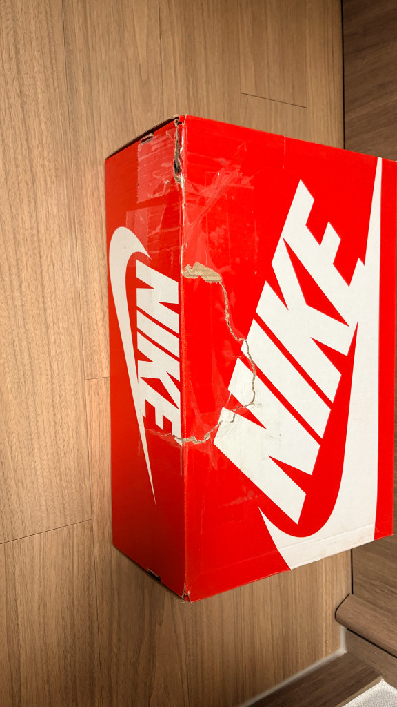 [300] 나이키 V2K 런 메탈릭 실버--4