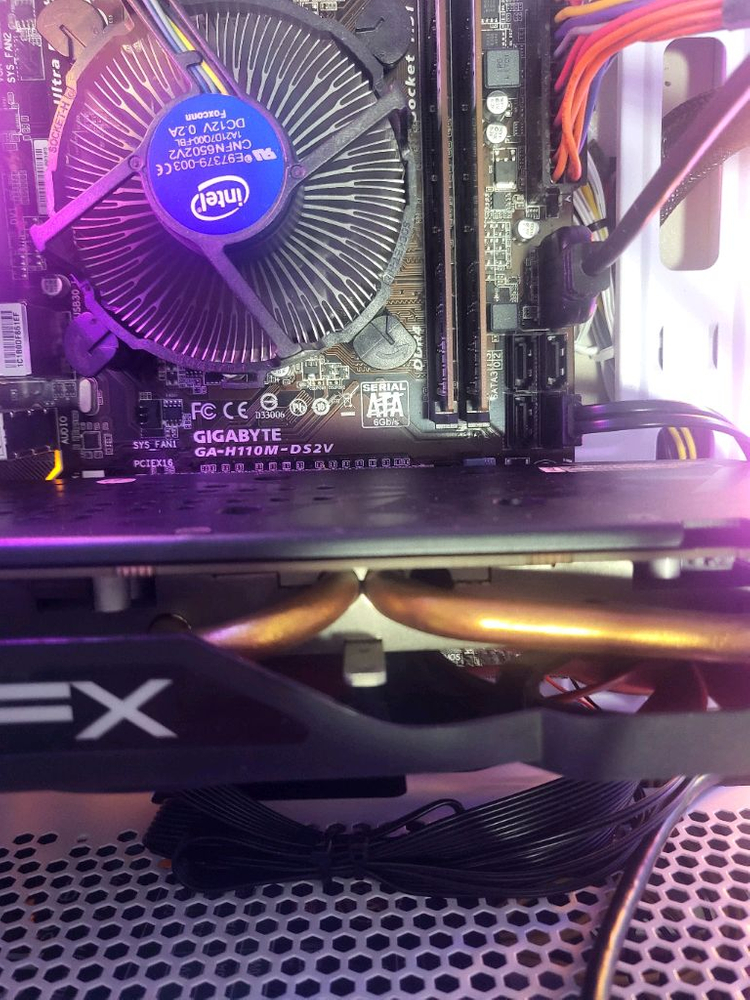 인텔 i5-7500 기가바이트 h110m-ds2v 보드에 판매합니다. 이미지