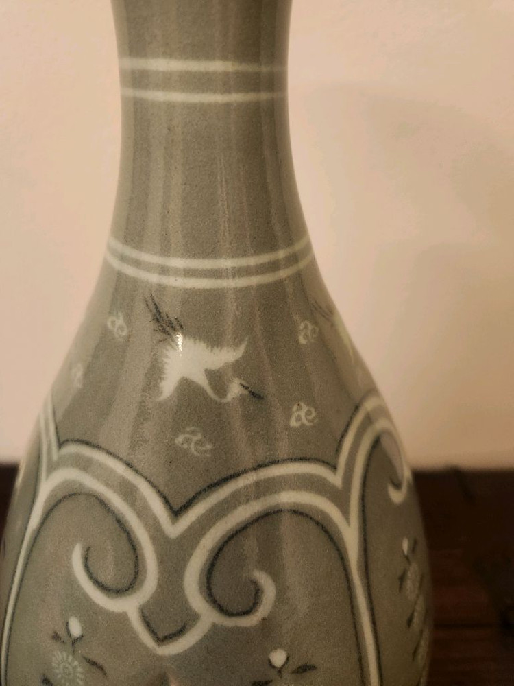 강진청자 초기작품 청자 상감 운학인화문 주병 이미지