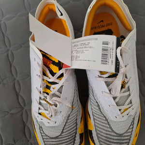 나이키 베이퍼플라이2(300 사이즈)