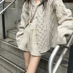 [택포함새상품] 아카이브제이투유 울 캐시 니트 쇼츠 크림