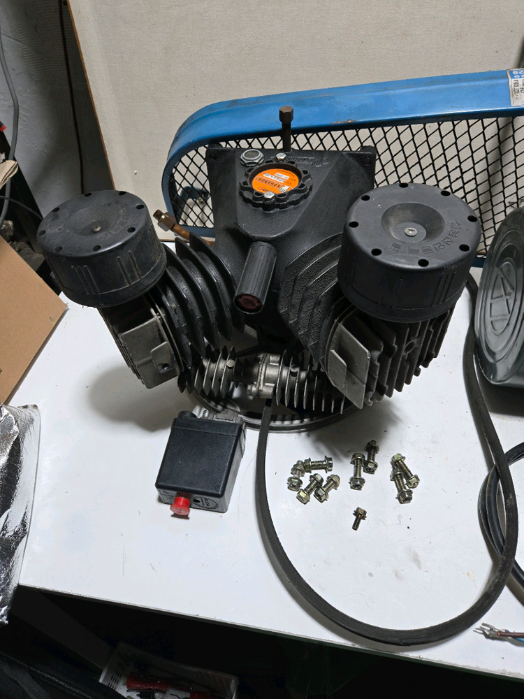 코핸즈 콤프레샤 단상 2마력 70리터 KC-652S (2Hp) 부품--2