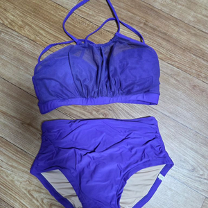 비메이드 폴웨어 이미지