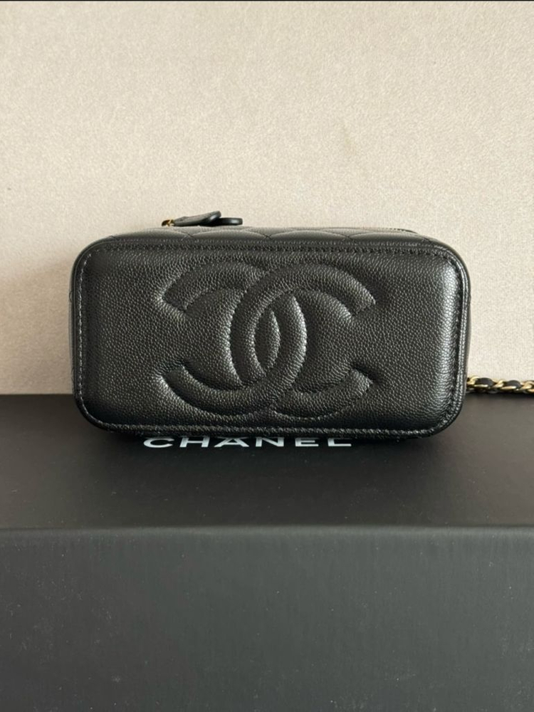 샤넬 코스메틱백 베니티백 이미지