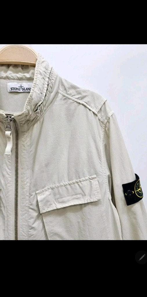 STONE ISLAND 스톤아일랜드 후드 바람막이 자켓 / 남 L 이미지