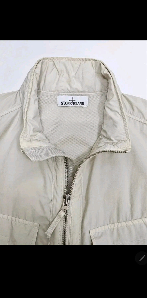 STONE ISLAND 스톤아일랜드 후드 바람막이 자켓 / 남 L 이미지