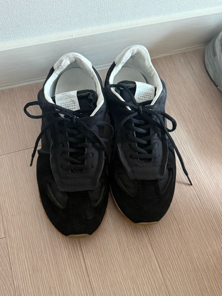 메종마르지엘라 레플리카 러너 스니커즈 블랙 화이트 S37WS0579 P4311 38 240 이미지