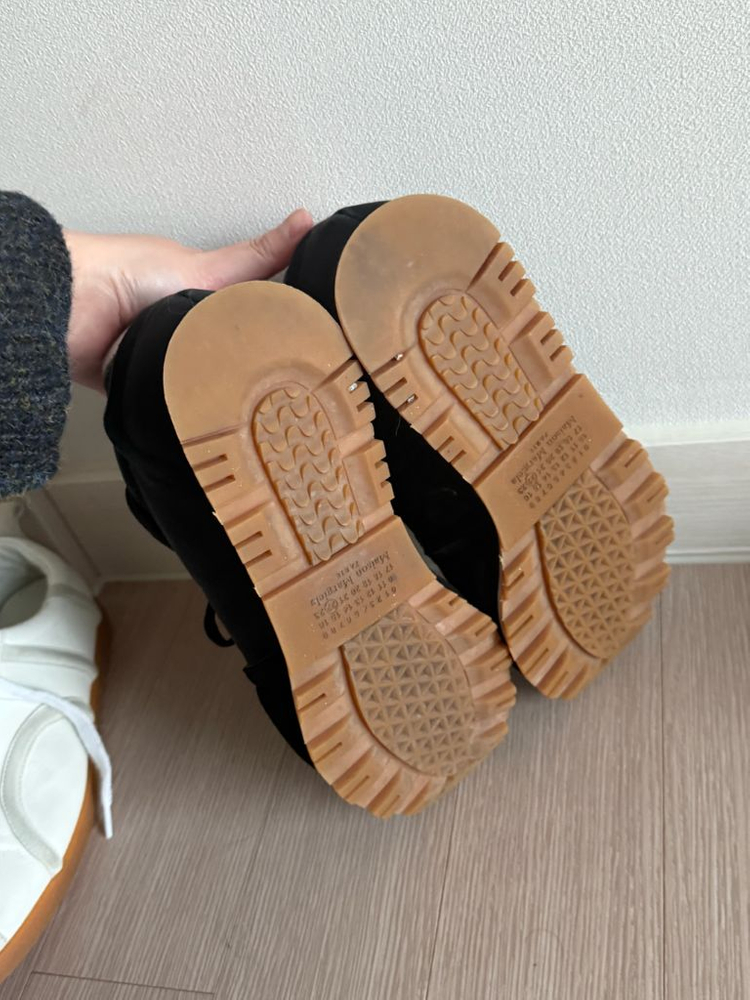 메종마르지엘라 레플리카 러너 스니커즈 블랙 화이트 S37WS0579 P4311 38 240 이미지