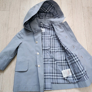 정품.최신형) 10y 버버리 키즈 트렌치 자켓 코트