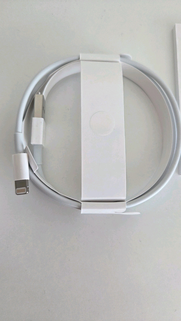 애플 에어팟 2세대 MV7N2AM/A 이미지