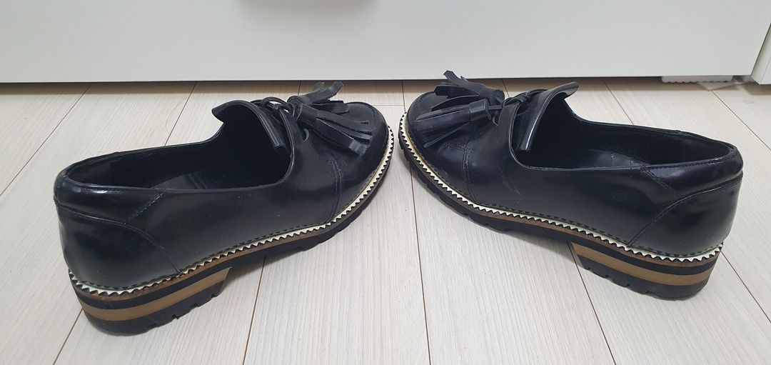 슈콤마보니 로퍼 판매--2