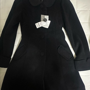 LODISPOTTO 로디스포토 리본 플레어 블랙 코트