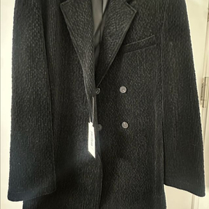 잇자바이브 코트 이미지