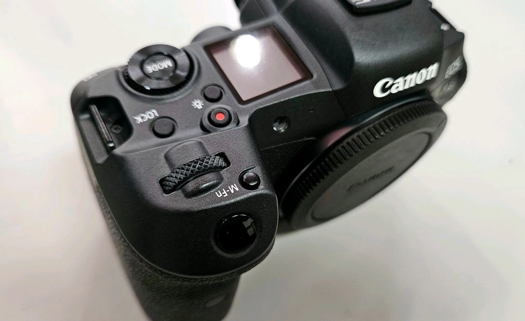 A급 > CANON 캐논 EOS R5 풀프레임 미러리스 이미지