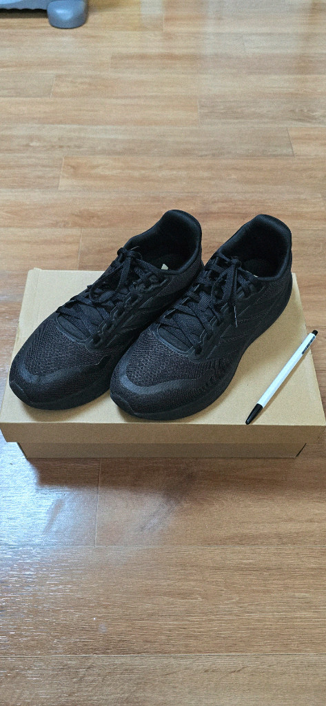 여.235 +) 아디다스 여성 러닝 운동화, 런팔콘5/ 헬스 트레이닝 조깅--1