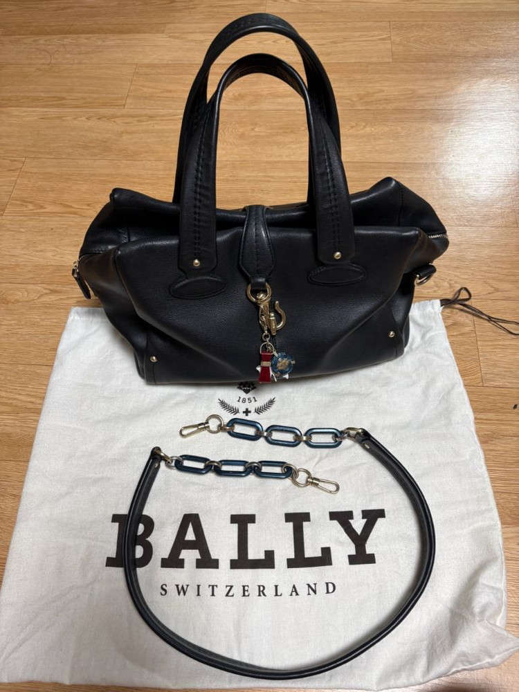 발리 모리츠 마드리엘레 백 이미지