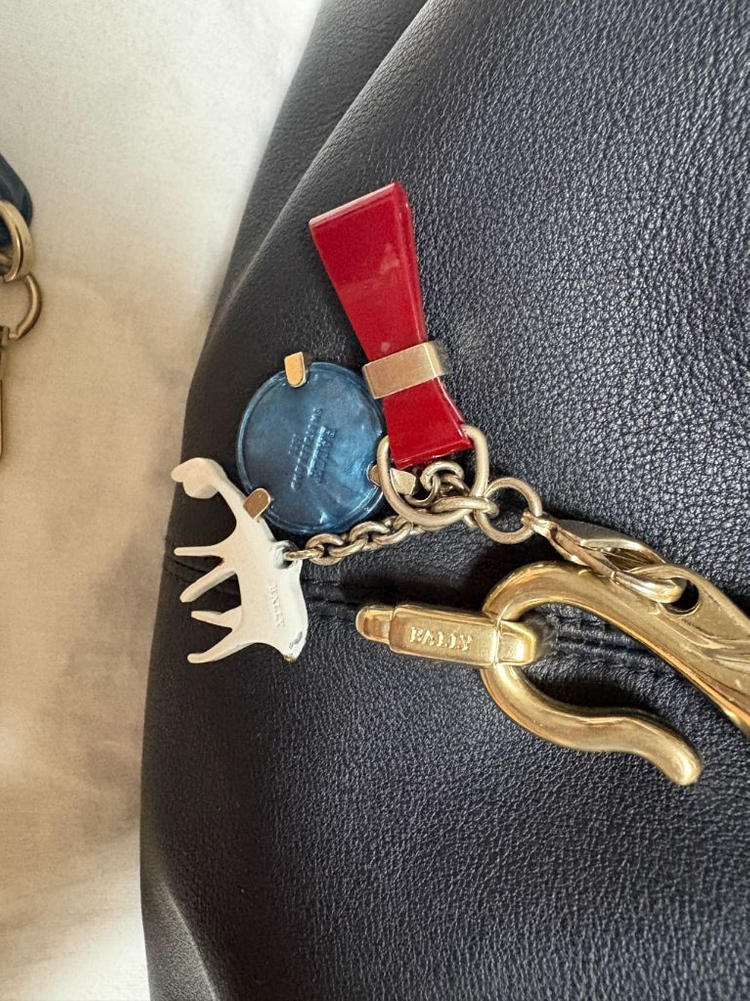 발리 모리츠 마드리엘레 백 이미지