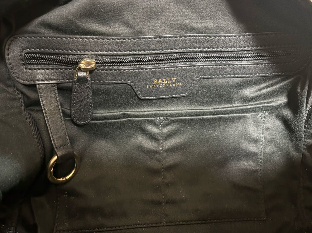 발리 모리츠 마드리엘레 백 이미지