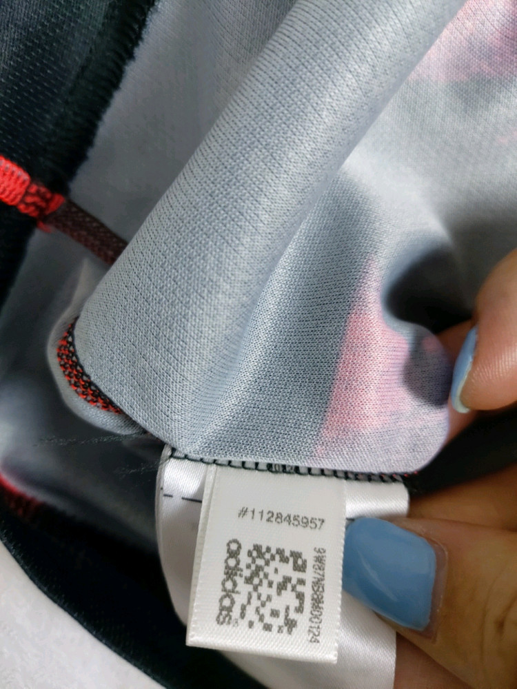 남성필라휠라 검정반팔티셔츠 95사이즈 /여성55~66가능--3