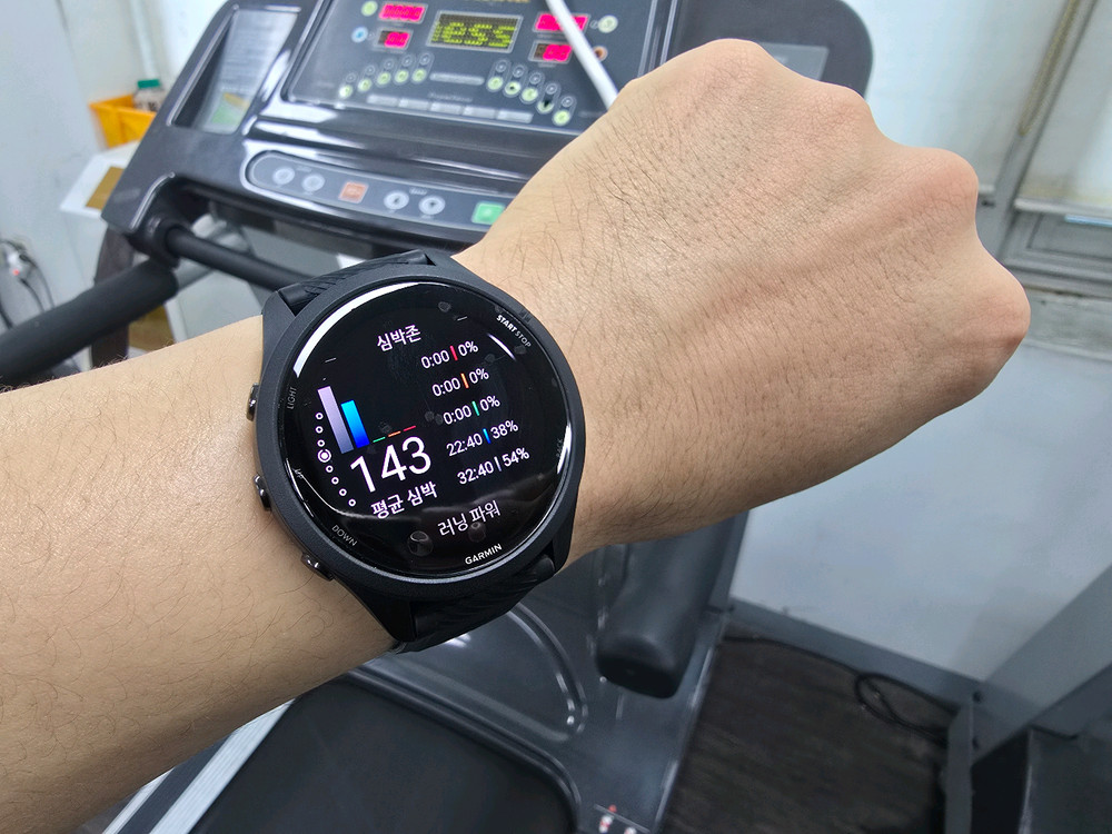 가민 포러너265 국내정발정품 팝니다.--2