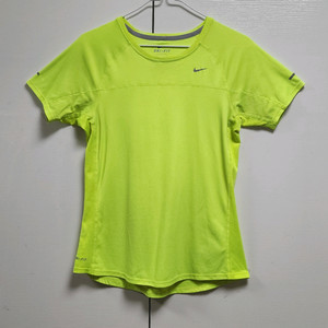 나이키(드라이핏)형광(여성티셔츠)L