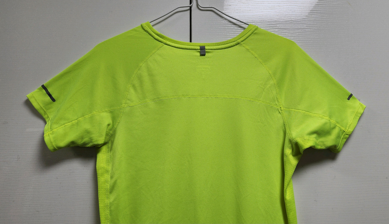 나이키(드라이핏)형광(여성티셔츠)L--3