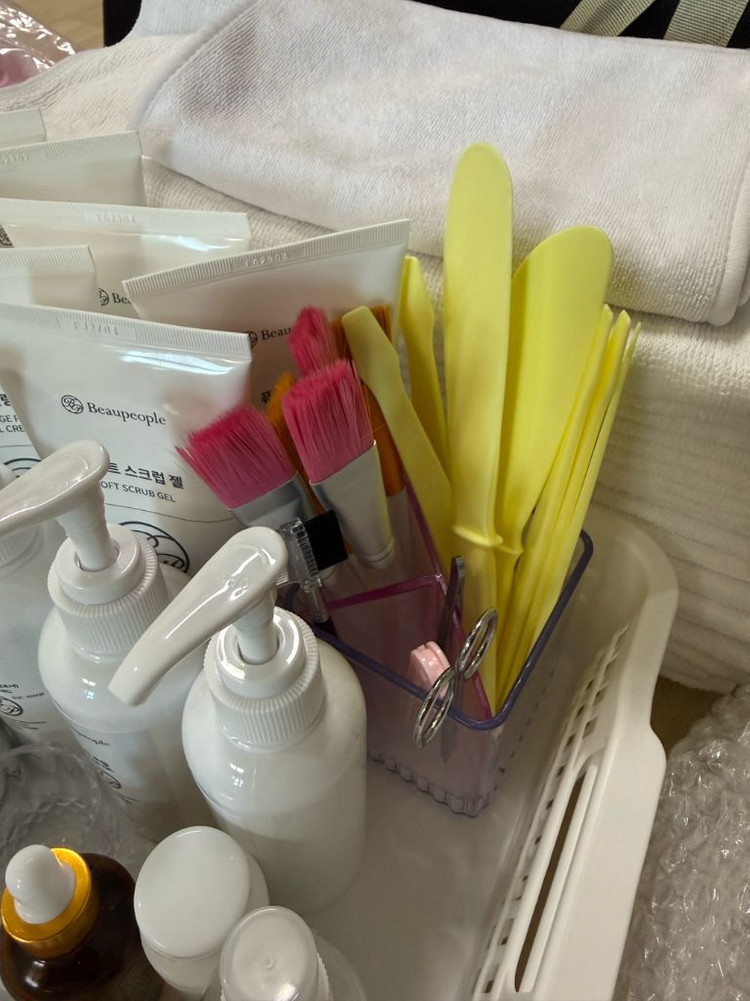 피부미용 실기 재료 이미지