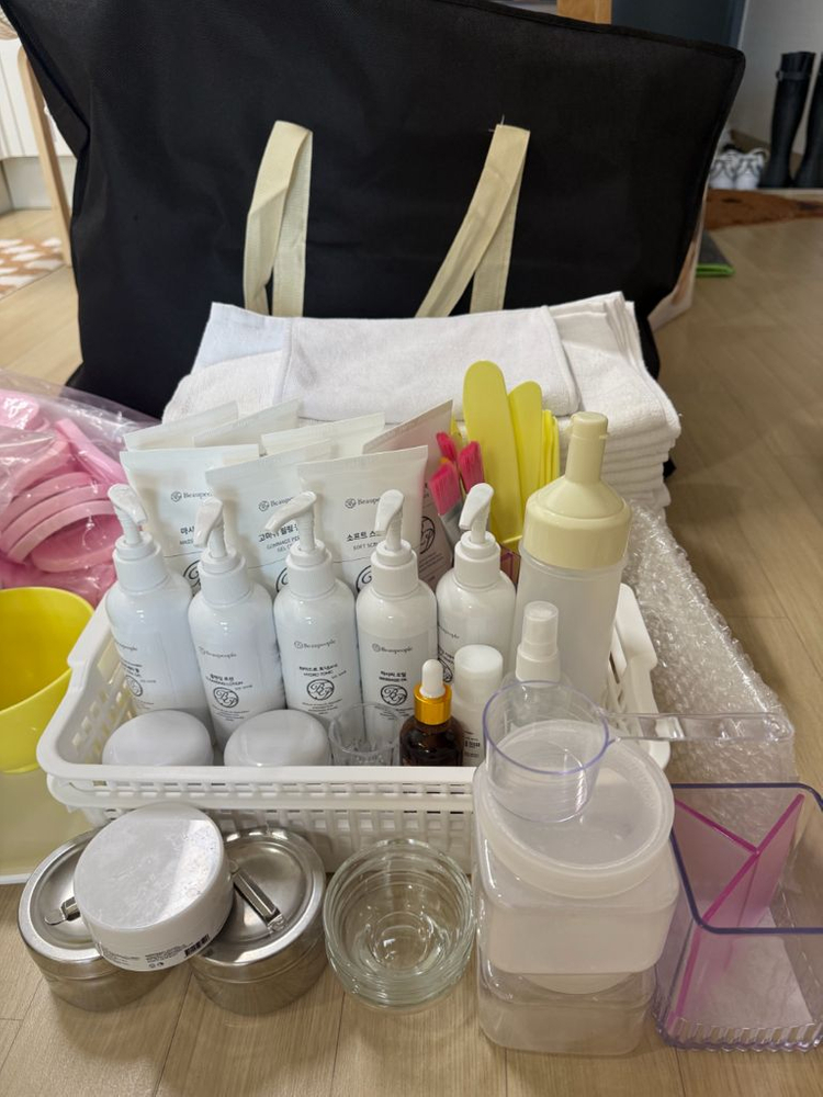 피부미용 실기 재료 이미지