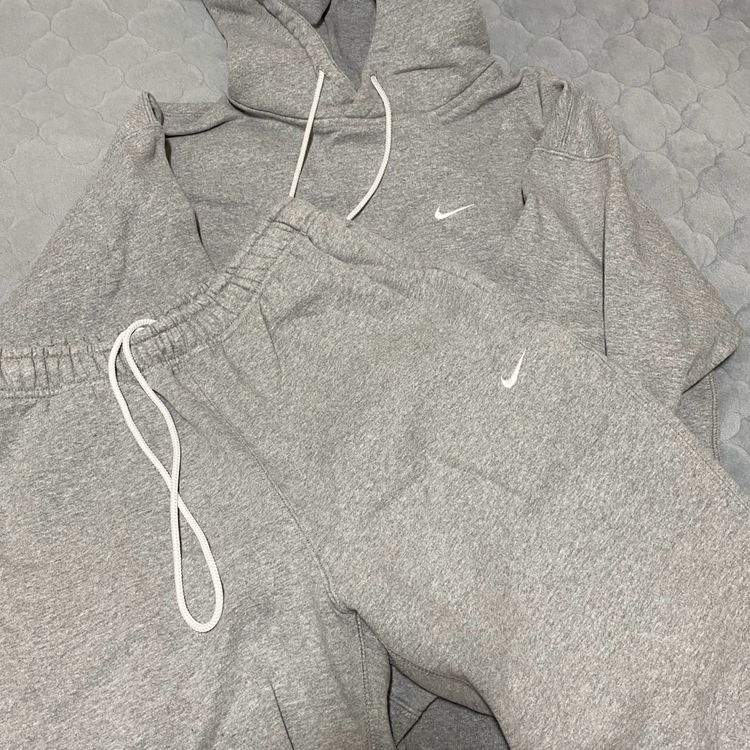 나이키 NRG 솔로 스우시 플리스 후드 팬츠 세트 - 다크 그레이 헤더--1
